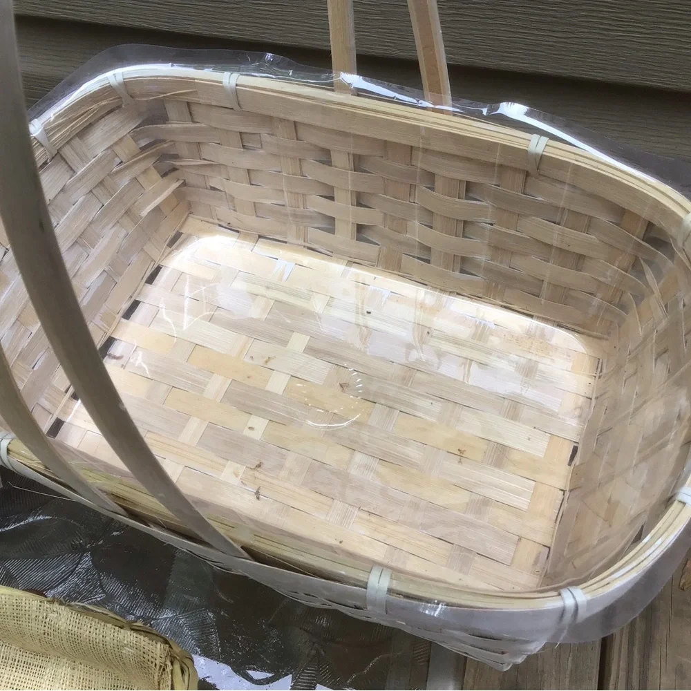 N/A wicker basket